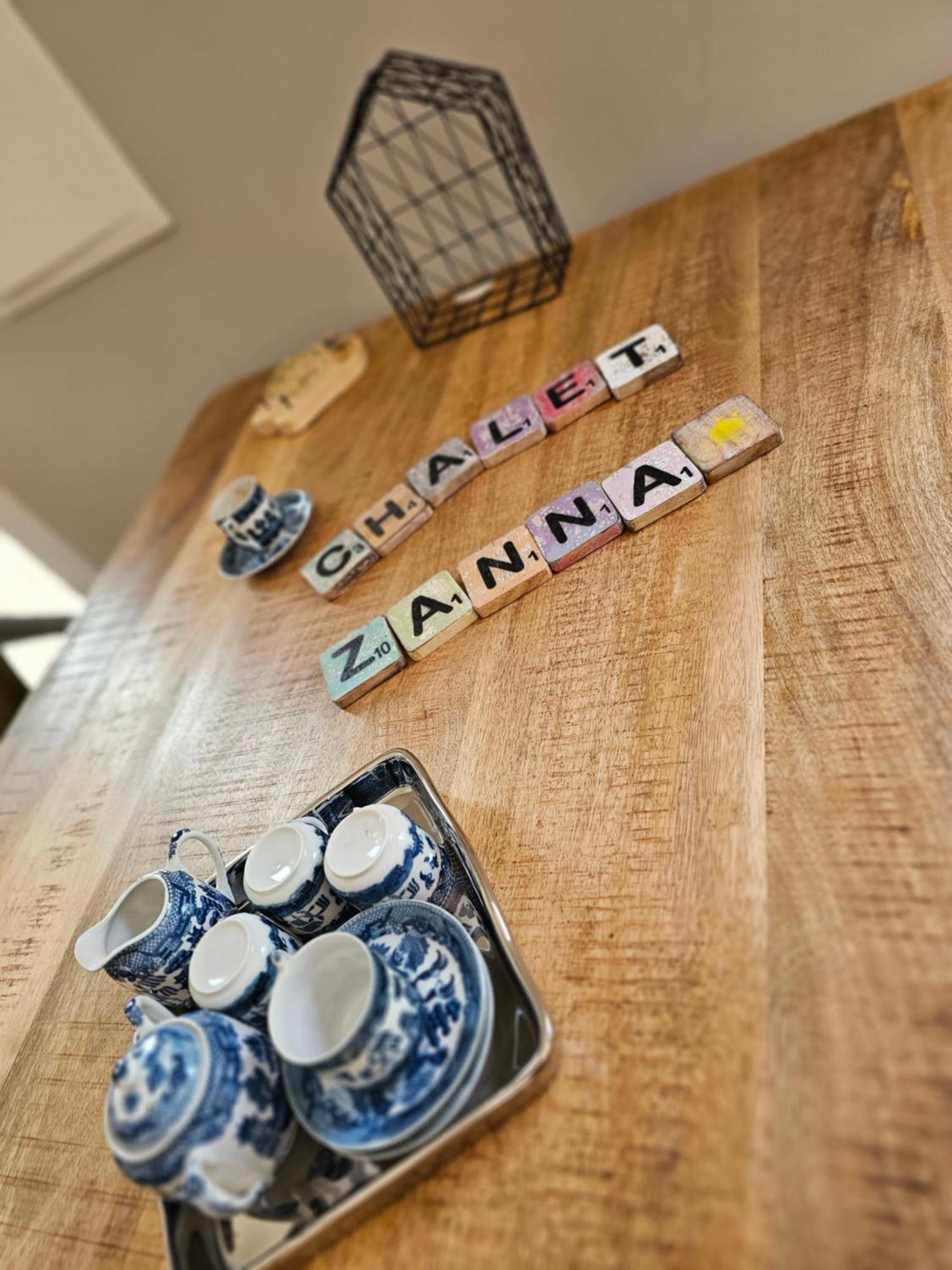"Chalet Zanna" Opende-Oost Luaran gambar