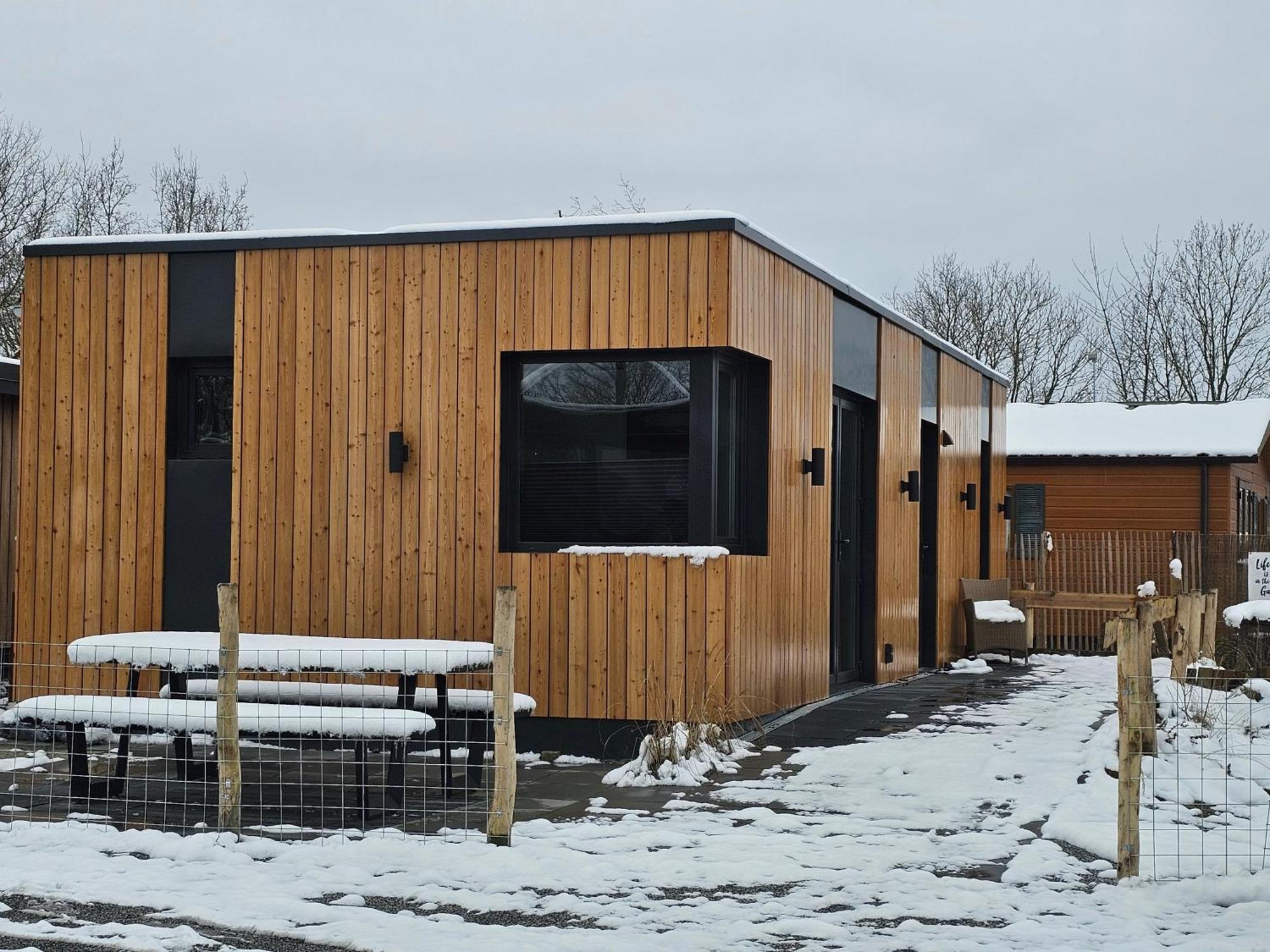 "Chalet Zanna" Opende-Oost Luaran gambar