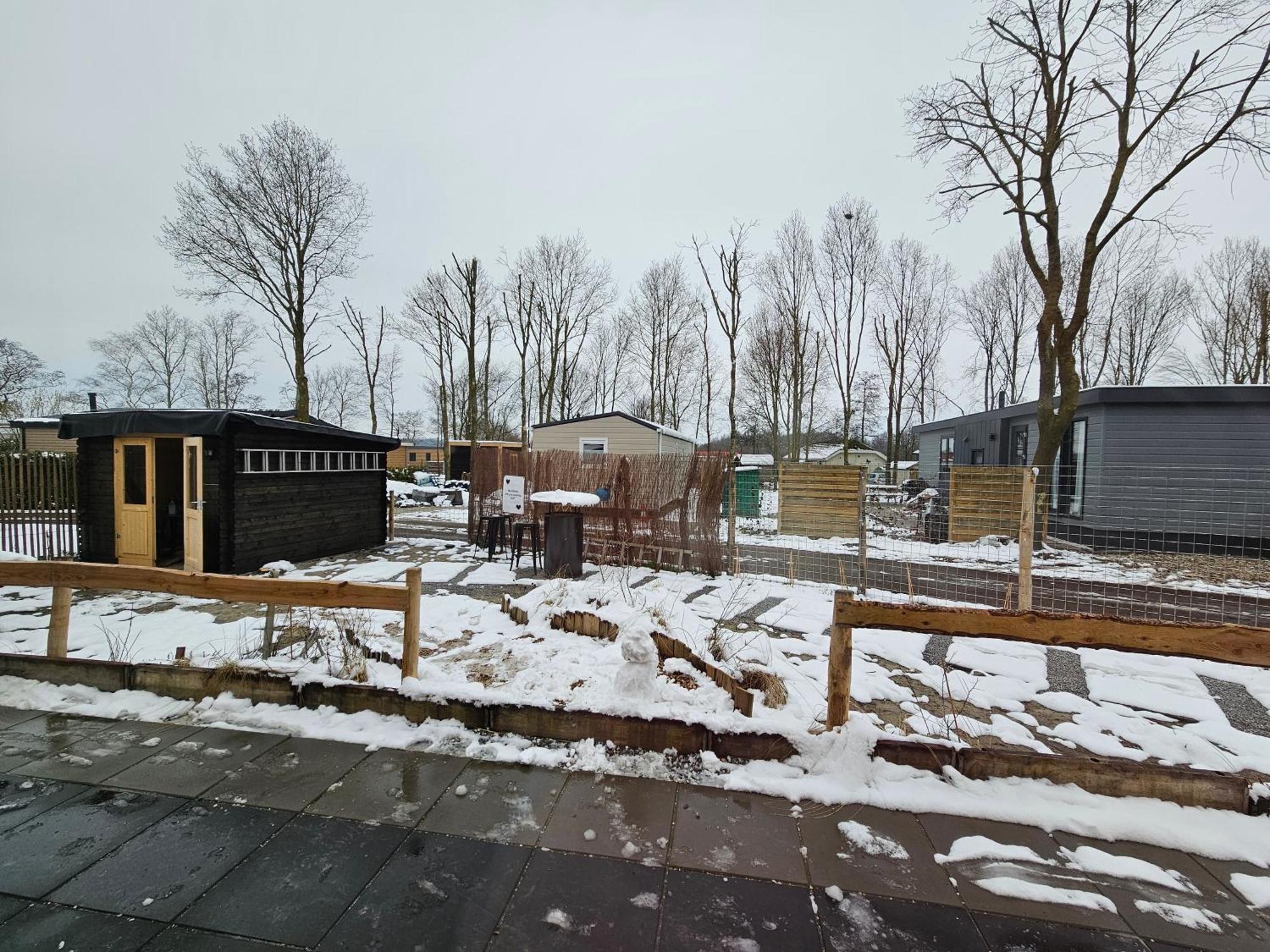 "Chalet Zanna" Opende-Oost Luaran gambar